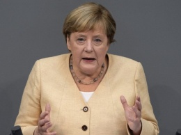 Меркель сделала заявление относительно транзита газа через Украину после запуска "СП-2"