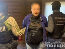 В Киевской области иностранцы украли у местного жителя 900 тысяч гривен. Полицейские задержали подозреваемых (видео)