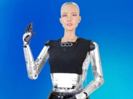 В этом году начнется массовое производство знаменитого робота София