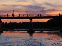 Исторический мост в Ужгороде хотят реконструировать, люди - против