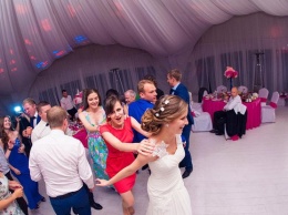 Под Тернополем гость умер на свадьбе во время танца