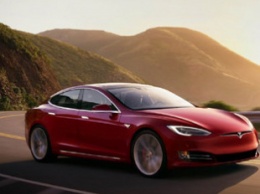 Tesla требовала $23 тыс. за замену батареи: владелец нашел способ починить авто за $5 тыс