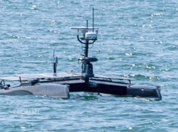 Американские ВМС тестируют корабль-беспилотник с солнечными панелями