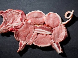 Украина все больше закупает импортную свинину