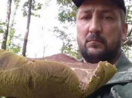 Белый гриб-гигант весом 1,6 кг нашли в Ровенской области (ФОТО)