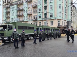 В центре Киева из Марша равенства перекрыли ряд улиц