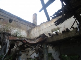 В оккупированном Алчевске показали разрушенный завод «Сигнал», ранее работавший на «оборонку» (фото)