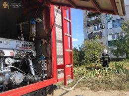 В Очакове тушили пожар на балконе, спасли квартиру (ФОТО)
