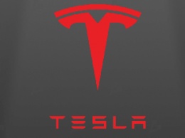 Исследование: водители Tesla теряют бдительность при активном автопилоте