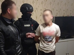 В Киеве группа таксистов под видом полицейских обворовывала наркодилеров