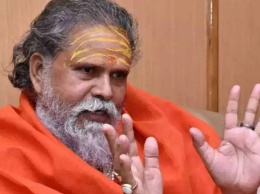 "Я боюсь позора": в Индии повесился влиятельный духовный лидер