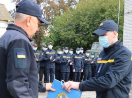 В Никополе наградили спасателей в честь профессионального праздника