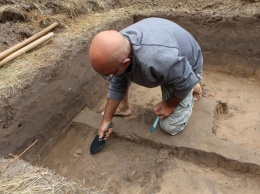 В заповедной части Хортицы проводят археологические раскопки - фото