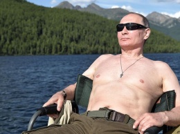 "Им бы на олимпийских играх выступать". Путин пожаловался, что его и Шойгу в тайге чуть не сбило стадо оленей (ВИДЕО)
