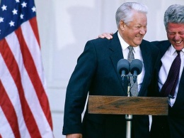 Бывший зять Ельцина рассказал о попойке президента с Биллом Клинтоном в туалете Кремля