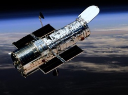 Hubble показал «галактическое око» в созвездии Весы