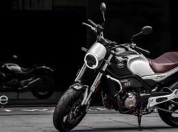 QJ Motor выпустили мотоциклы Yi 550 и Flash 300 в ретро стиле