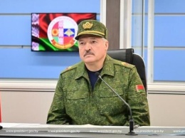 Лукашенко: В Украину тащат натовские войска