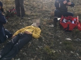Два парапланериста упали на гору в Крыму