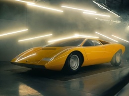 Lamborghini воссоздала первый экземпляр Countach