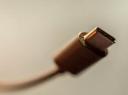 На зарядные устройства и кабели USB-C начнут наносить логотипы с мощностью