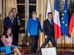 Кулеба: Меркель готова провести саммит "Нормандии"