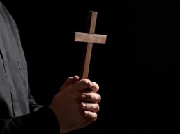 Во Франции назвали число педофилов среди католических священников