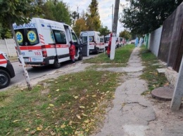 В Харькове у госпиталя ветеранов - очередь «скорых» с больными СOVID-19