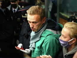 Штаты требуют разъяснений от РФ, почему против Навального применили химическое оружие