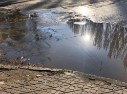 Потоп в Кривом Роге по улице Ярослава Мудрого: кто остался без воды