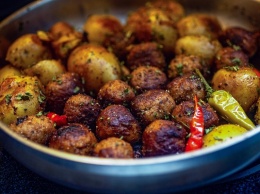Как вкусно приготовить котлеты с картошкой: рецепт от Макаревича