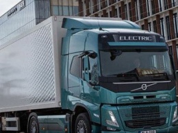 Volvo заключила контракт на поставку сотни электрических грузовиков в следующем году