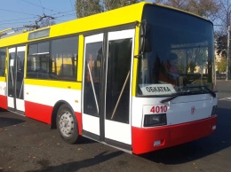 Электробусы по Балковской так и не пошли: существующие все еще проходят сертификацию, а деньги на закупку новых перебросили на стройки