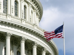 Сенат США одобрил временное повышение потолка госдолга ради предотвращения дефолта
