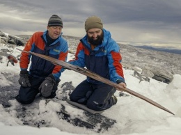 В Норвегии нашли доисторическую лыжу - ей 1300 лет (ФОТО, ВИДЕО)