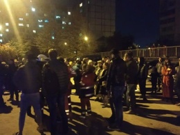 Под Киевом горела многоэтажка, пострадал человек