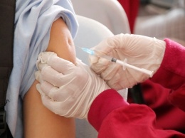 Кузин заявил об обновлении списка профессий для обязательной вакцинации