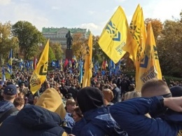 В Киеве отметили День защитников и защитниц Украины (ФОТО, ВИДЕО)