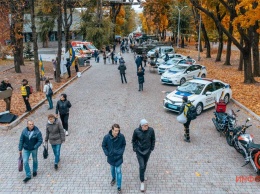 Квесты, выставка техники и оркестр: как в Днепре проходит праздник в парке Шевченко