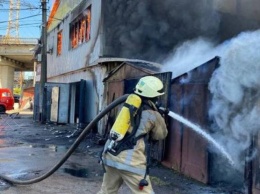 Во Львове из-за пожара в вагончике погибли три человека