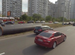 Кличко просят навести порядок с нарушенным благоустройством в Дарницком районе Киева