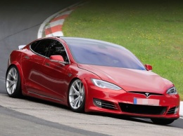 Прототип Tesla Model S Plaid + вновь замечен на Нюрбургринге