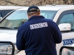 ОБСЕ приостановила миссию на Донбассе: "митингующие" оккупанты заблокировали отель с наблюдателями