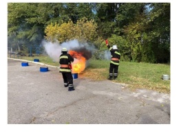 Безопасность на производстве - превыше всего: представители газодобывающих компаний Харьковщины и Полтавщины закрепили знания по тушению пожаров