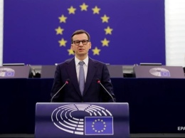 Премьеру Польши сделали замечание за долгое выступление в Европарламенте