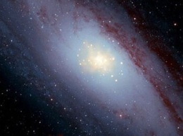Телескоп NASA сфотографировал сверхмассивную черную дыру