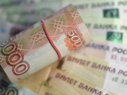 НБУ запретил банкам принимать рубли на депозиты