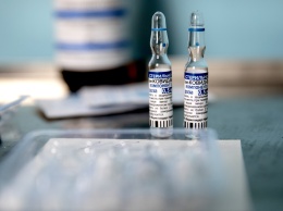 ВОЗ возобновила процедуру одобрения вакцины "Спутник V"