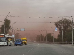 В Кривом Роге началась пыльная буря: в чем опасность, как уберечься