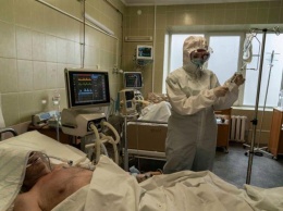 Показатели уровня COVID-госпитализаций превышены в 18 областях и Киеве